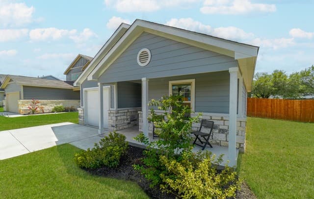 822 Hickory Trl — photo 2