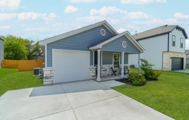 822 Hickory Trl — photo 3