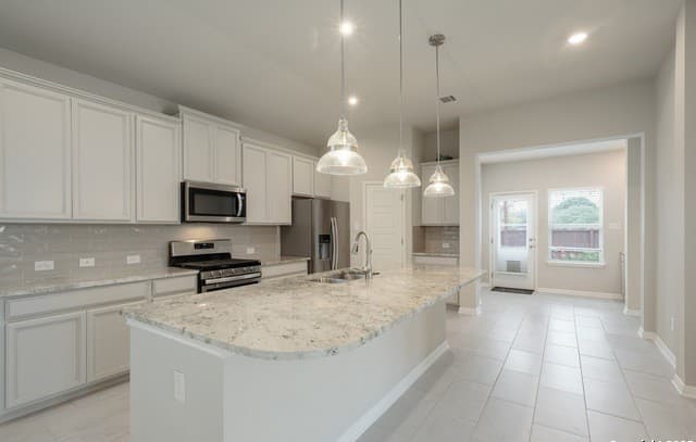 9525 Dak Ave — photo 4