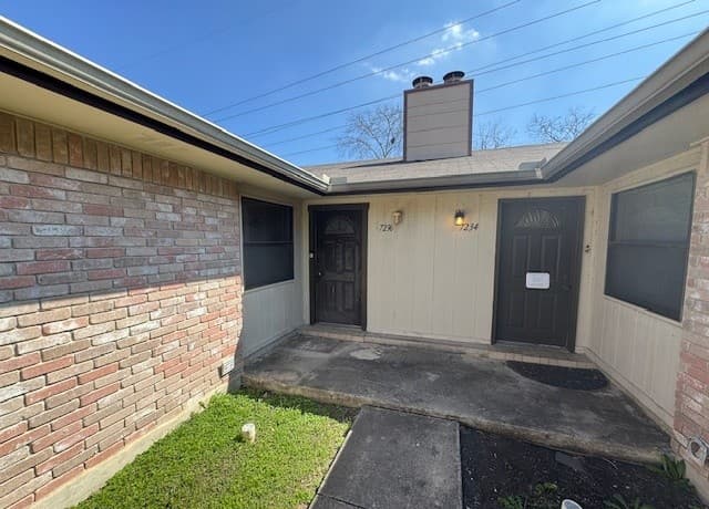 7236 Rimwood — photo 1