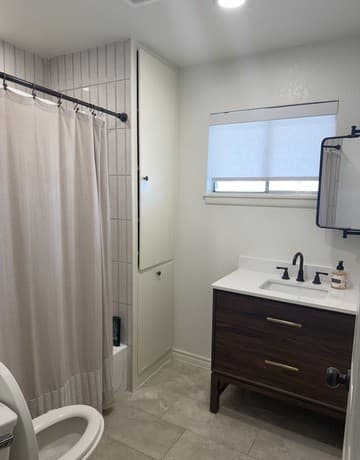 703 Atkins Ave — photo 2