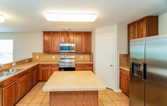 3838 Sausalito Fern — photo 5