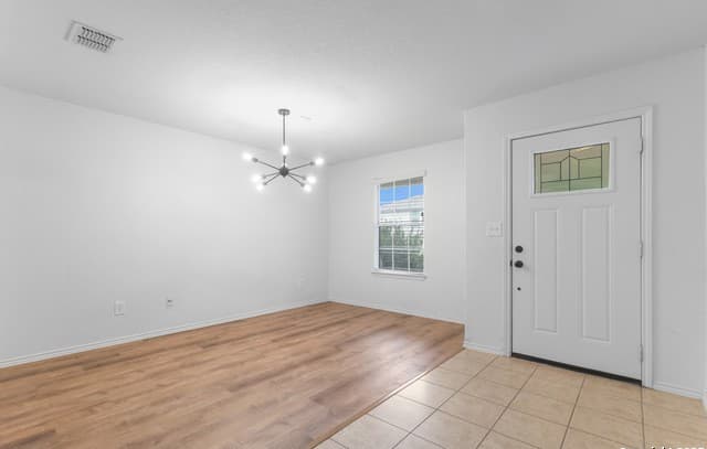 9418 Madison Crk — photo 3