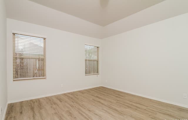 3-bedroom rental at 10428 Green Branch in San Antonio, TX — photo 4