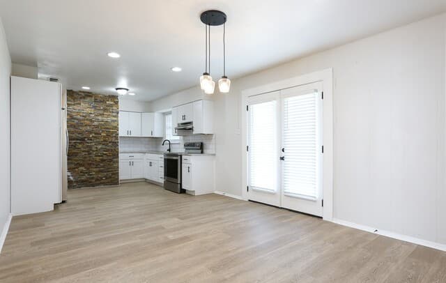 2027 Leesburg — photo 4