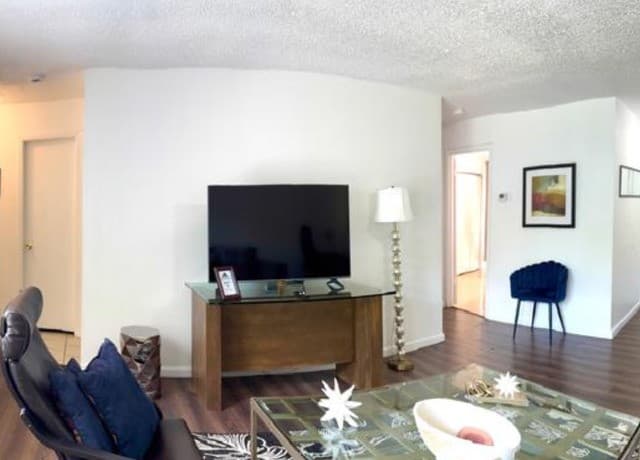 7306 Huntwood — photo 4