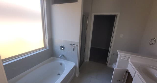 10335 Midsummer — photo 2