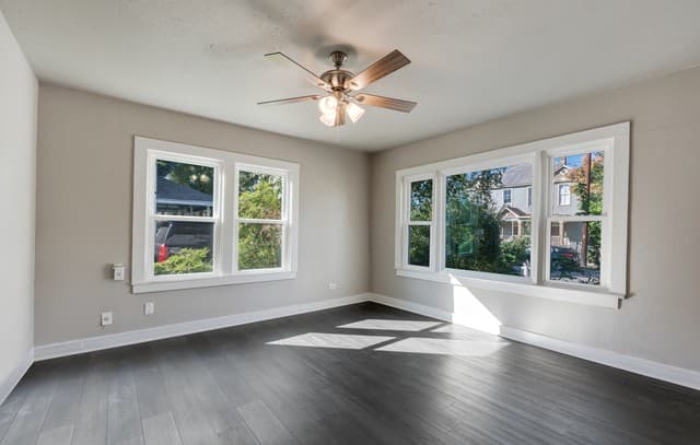 222 Belmont — photo 3