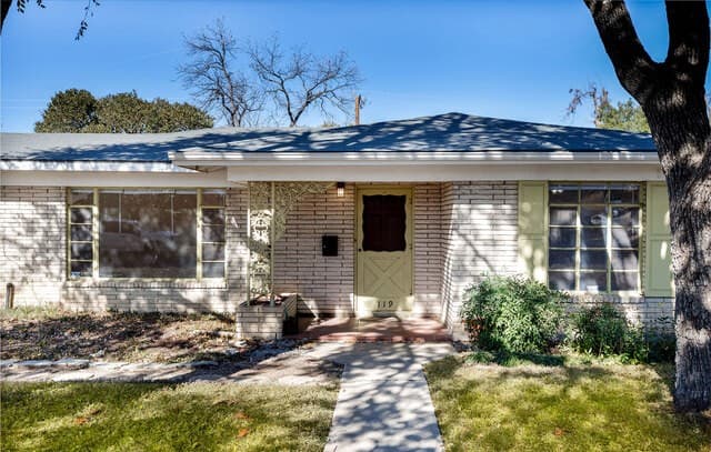 119 Beverly — photo 2