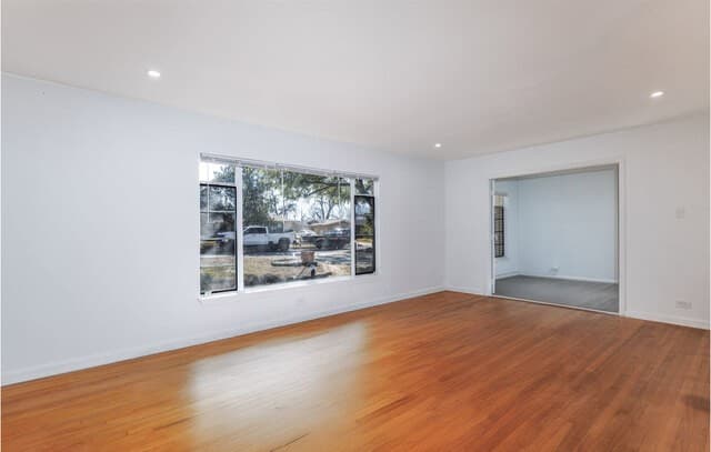 119 Beverly — photo 5