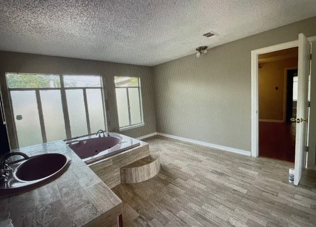 411 Future — photo 5