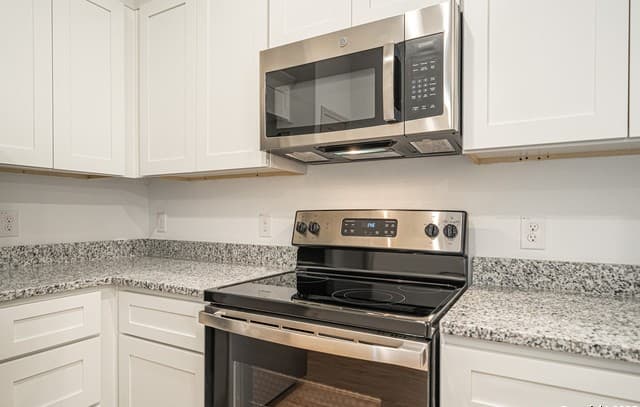 10215 Tulipwood Run Unit 102 — photo 3