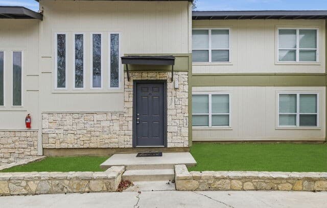 100 Lorenz Rd Unit 802 — photo 2