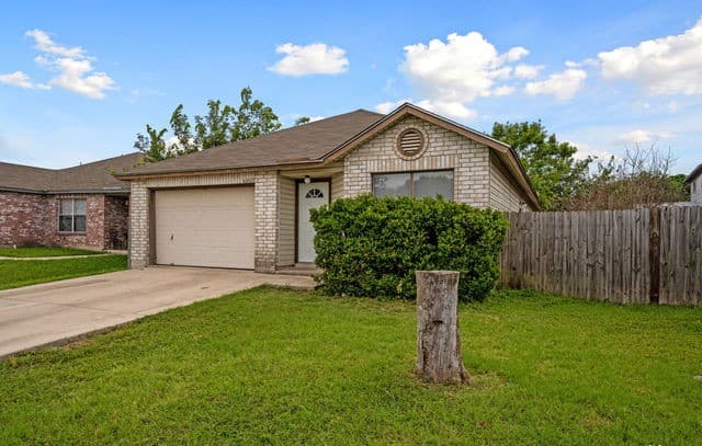 6802 Canary Meadow Dr — photo 1