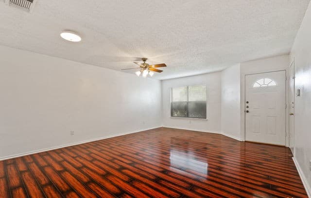 6802 Canary Meadow Dr — photo 4