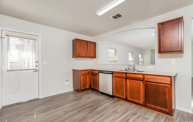 10506 Goose Way — photo 4