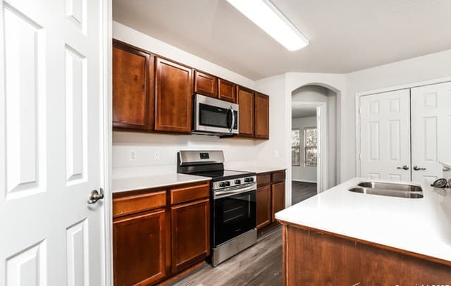 10706 Goose Way — photo 2