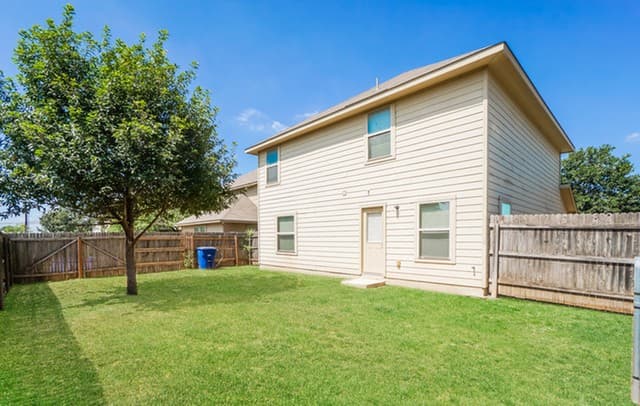 10710 Butterfly Pass — photo 3