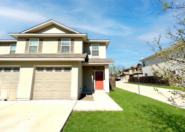 6315 Melanzane Ave Unit 4 — photo 3