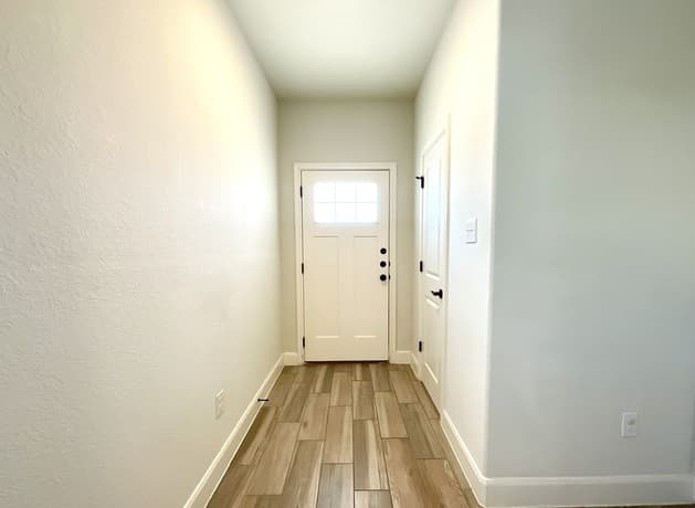 6315 Melanzane Ave Unit 4 — photo 4