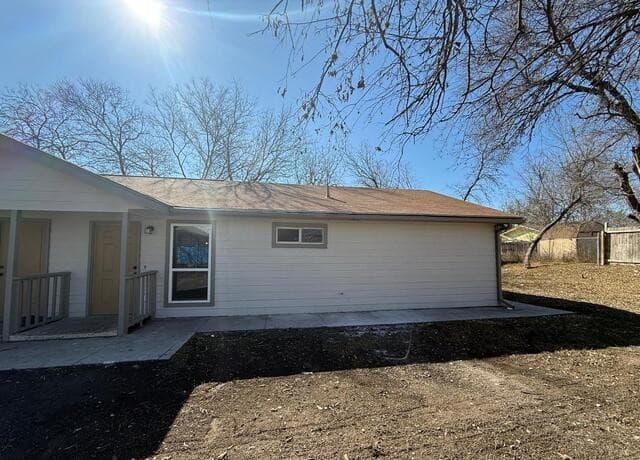 2-bedroom rental at 1311 Hortencia Ave. Unit B in San Antonio TX