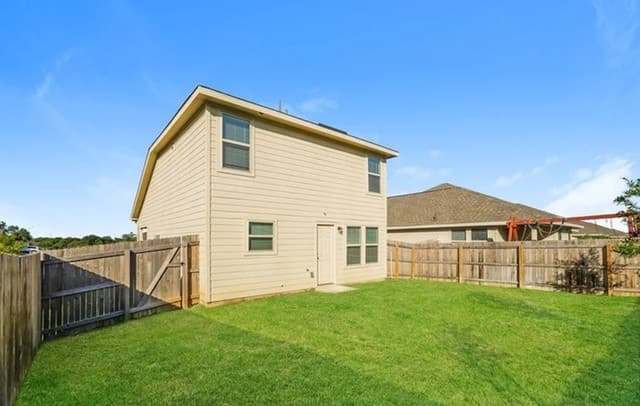 3607 Somers Crest — photo 3