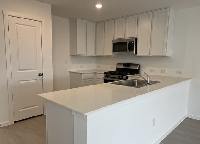 523 Layne Overlook — photo 4