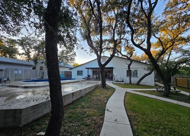 8410 Shallow Creek — photo 4