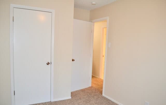 6202 Valley Cliff — photo 5