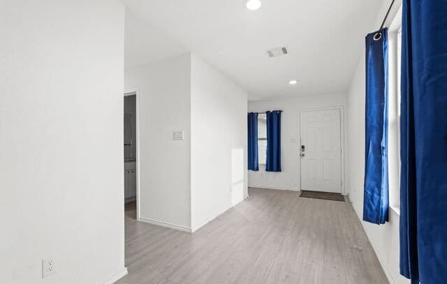 7235 Eclipse Place — photo 4