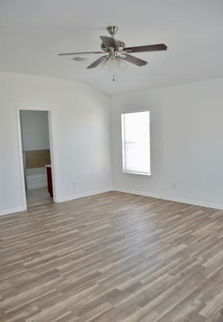 7123 Hallie — photo 5