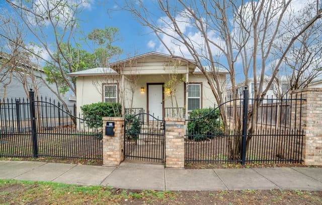 415 Kendall St — photo 1