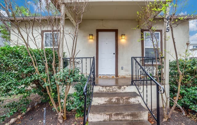 415 Kendall St — photo 3