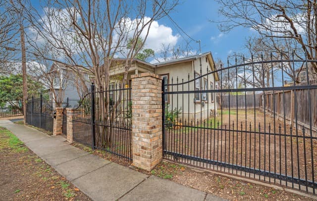 415 Kendall St — photo 5