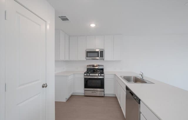 7422 India Star — photo 4