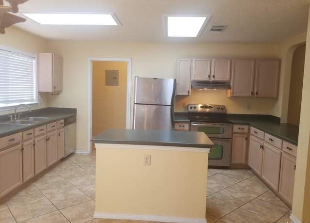 12019 Vintage Point — photo 4