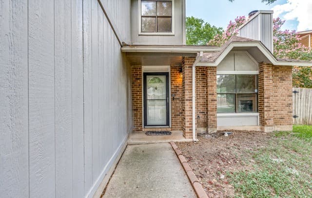 9727 Fortune Ridge — photo 2