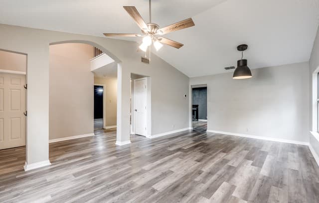 9727 Fortune Ridge — photo 3