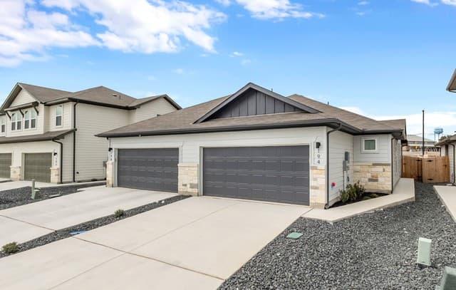 194 Nespral — photo 1