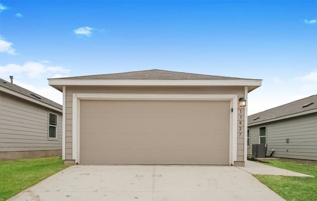 13827 Goat Cove — photo 1