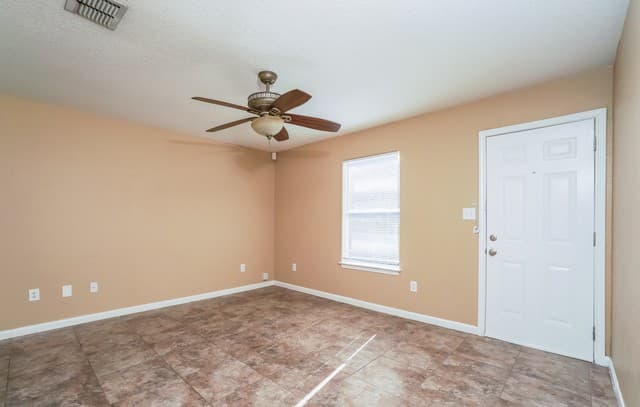 5822 Blonde — photo 3