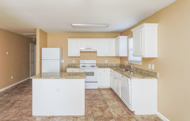 5822 Blonde — photo 5