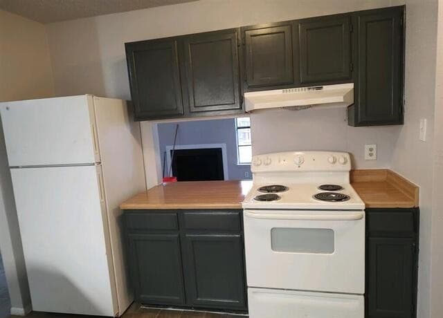 9619 Bratton — photo 3