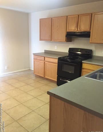 4935 Bending Trail — photo 4