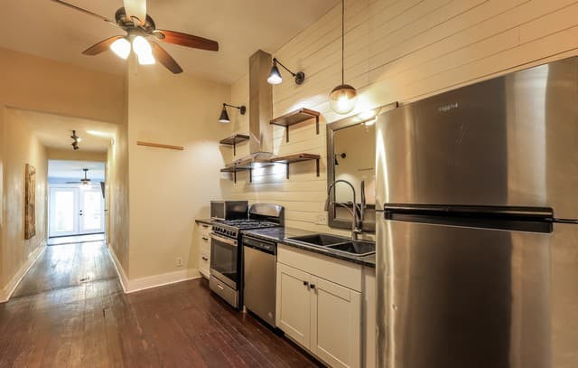 823 Euclid Unit 2 — photo 5