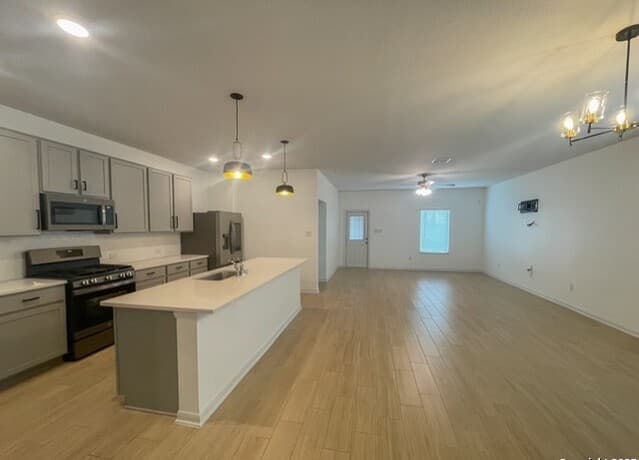 412 Pecan St — photo 4