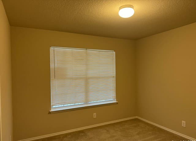 11322 Camp Creek — photo 4