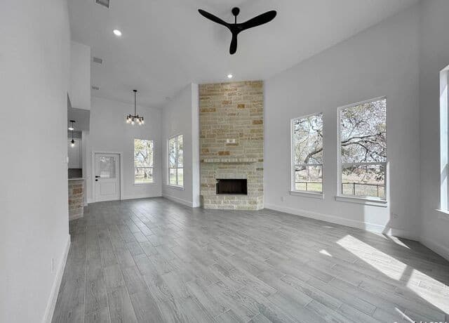 142 N Lon Price — photo 3