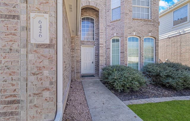 6426 Jade Meadow — photo 3