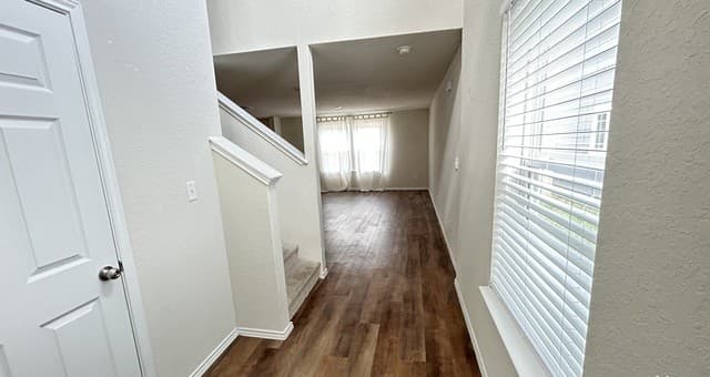 7329 Yucca Place — photo 2